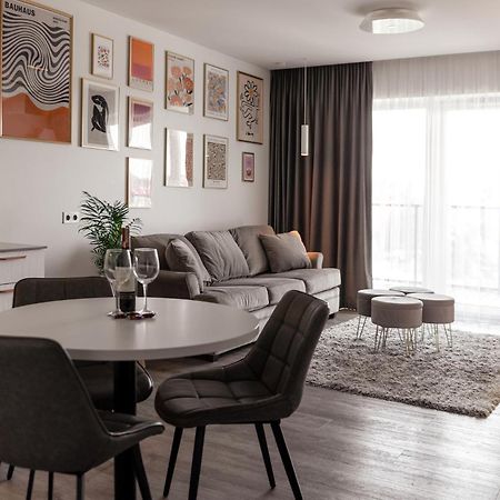 Bright Kaunas Apartment With Castle View Kültér fotó