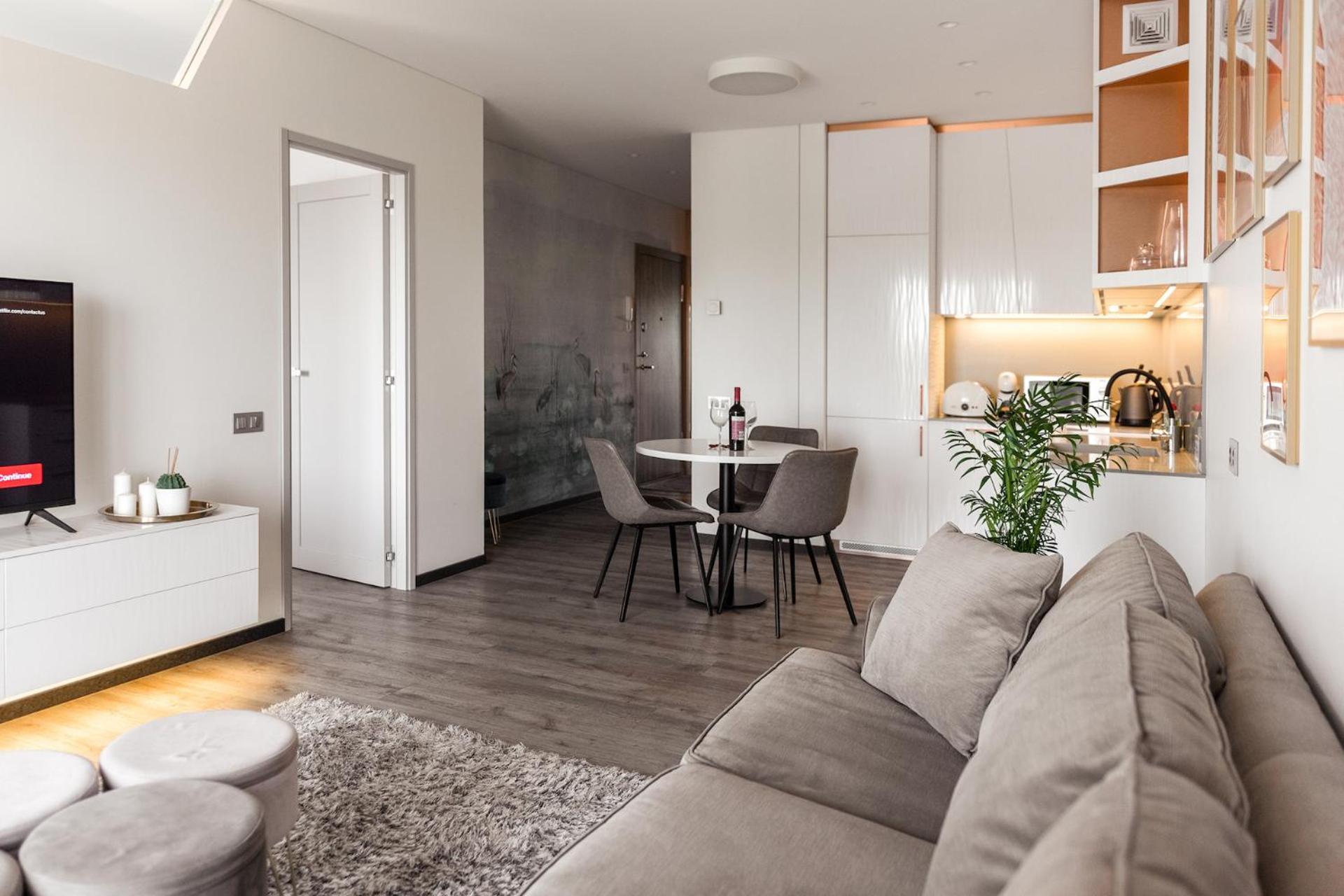 Bright Kaunas Apartment With Castle View Kültér fotó